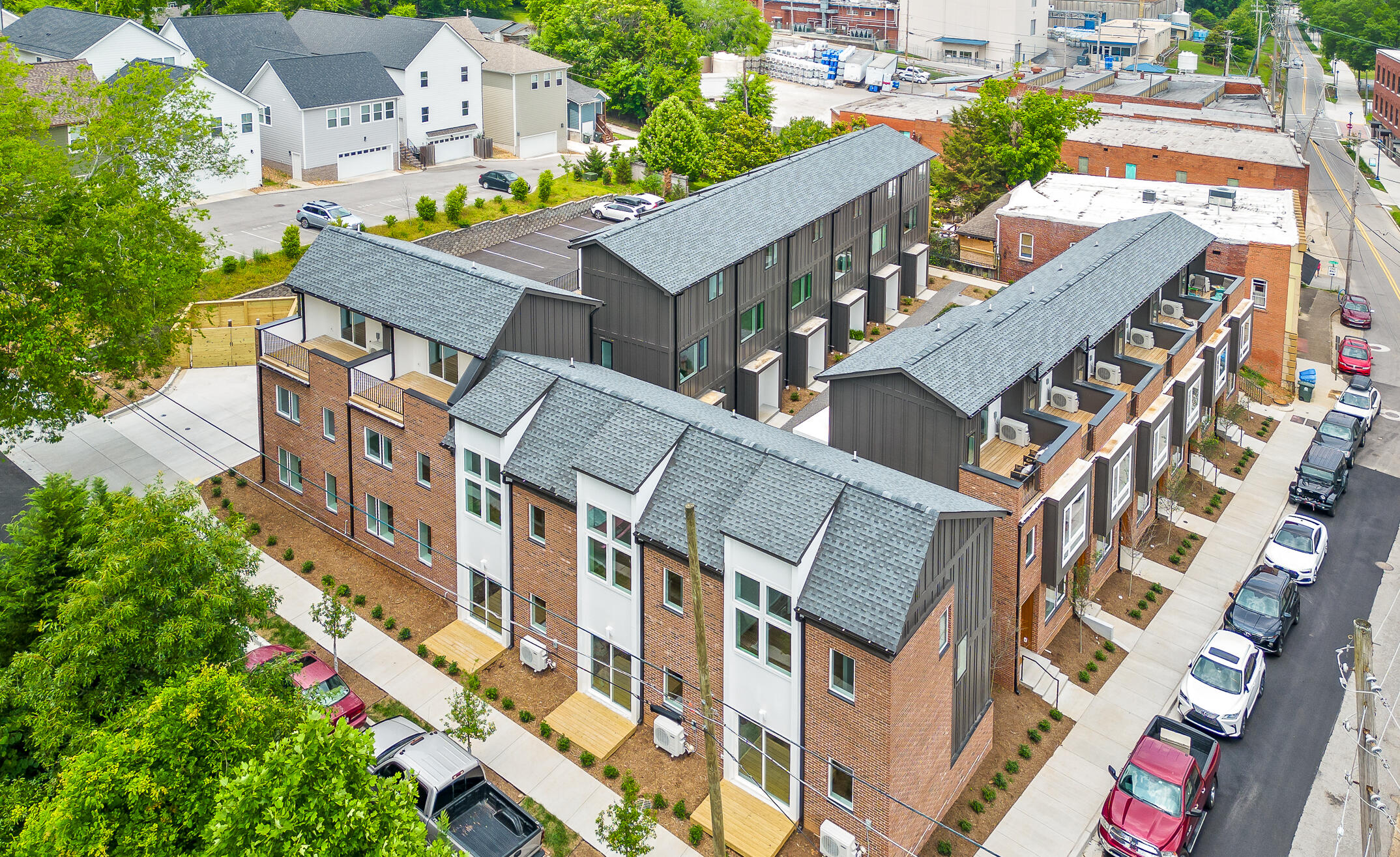 121 Old Mountain Road Chattanooga, TN 37409 - Photo 3 of 60 Basecamp