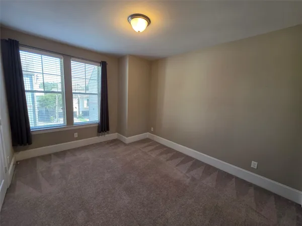 $2,800 | 4315 Schuler Street, Houston, TX 77007