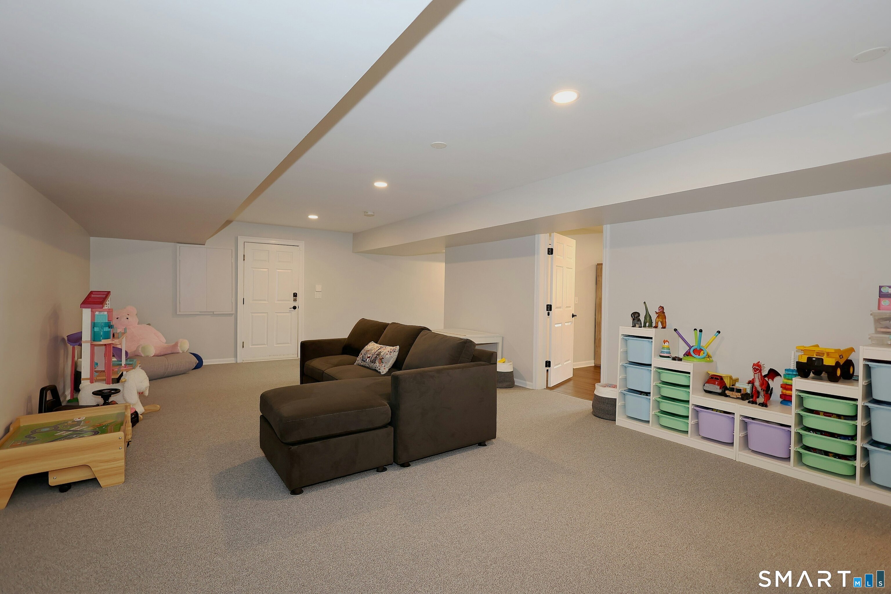 15 Dayton Road Redding, CT 06896 - Photo 34 of 39