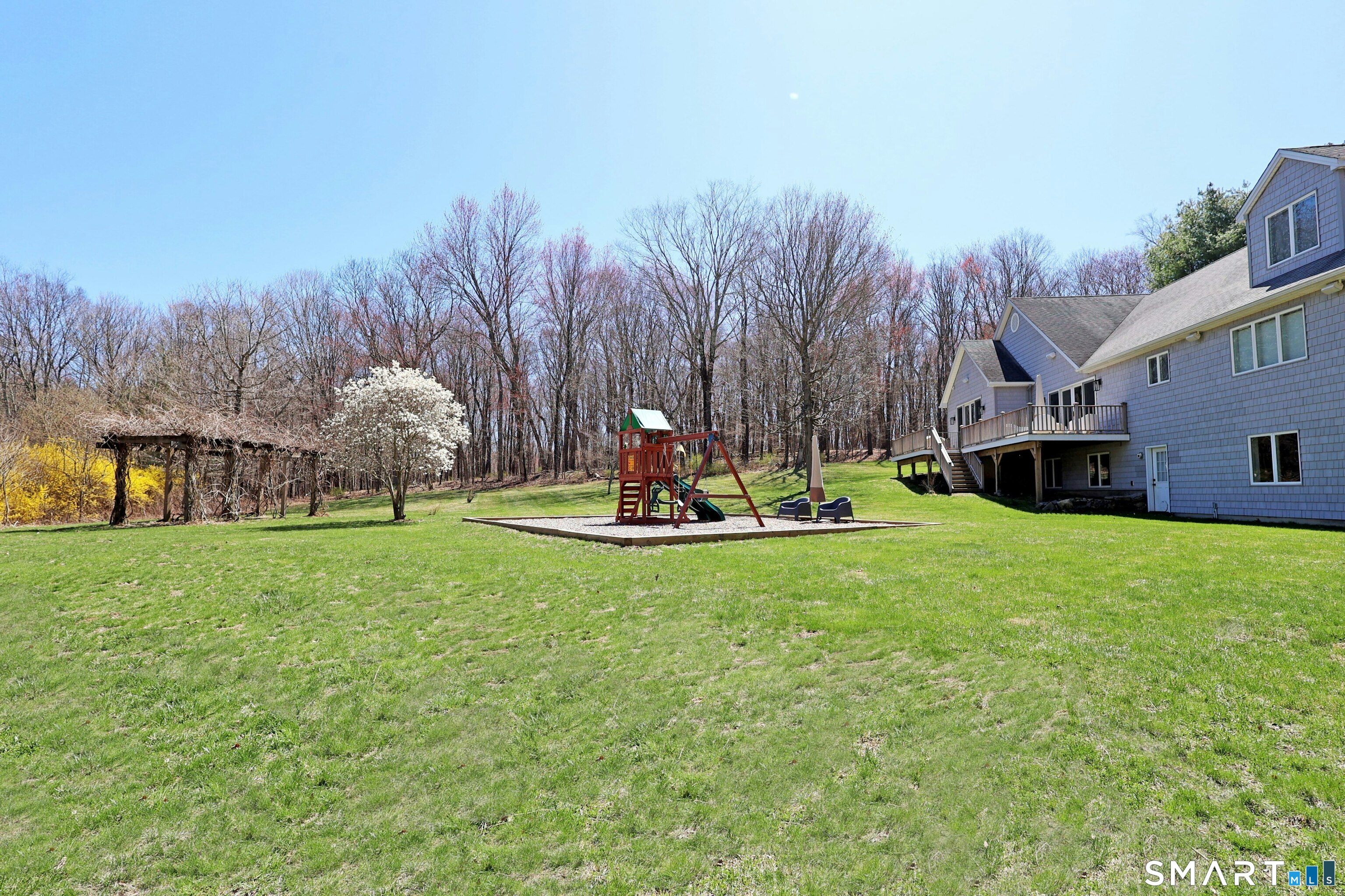 15 Dayton Road Redding, CT 06896 - Photo 4 of 39