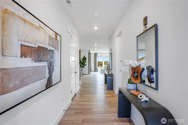 $799,950 | 20401 Mystic Place East, Bonney Lake, WA 98391