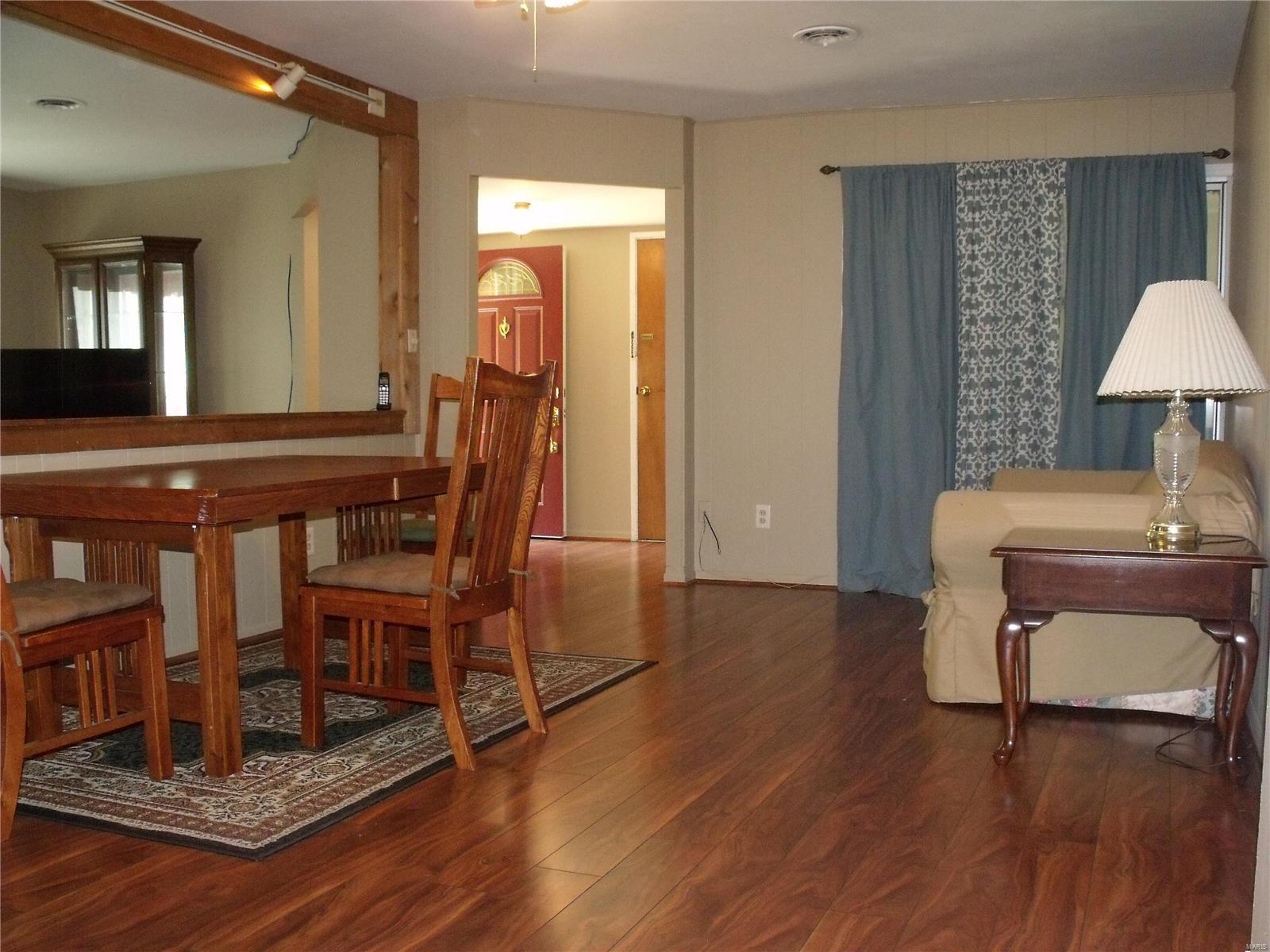 1327 Springfield Drive Belleville, IL 62221 - Photo 16 of 25 Gallery Image 16