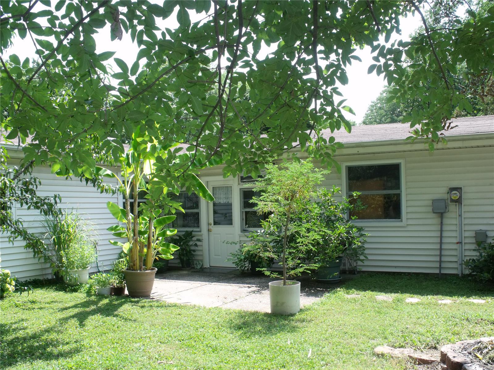 1327 Springfield Drive Belleville, IL 62221 - Photo 23 of 25 Gallery Image 23