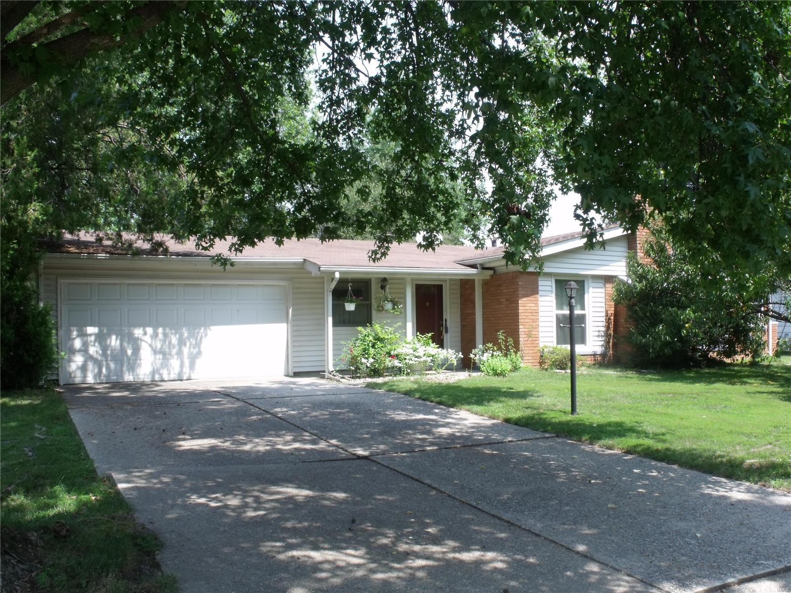 1327 Springfield Drive Belleville, IL 62221 - Photo 25 of 25 Gallery Image 25