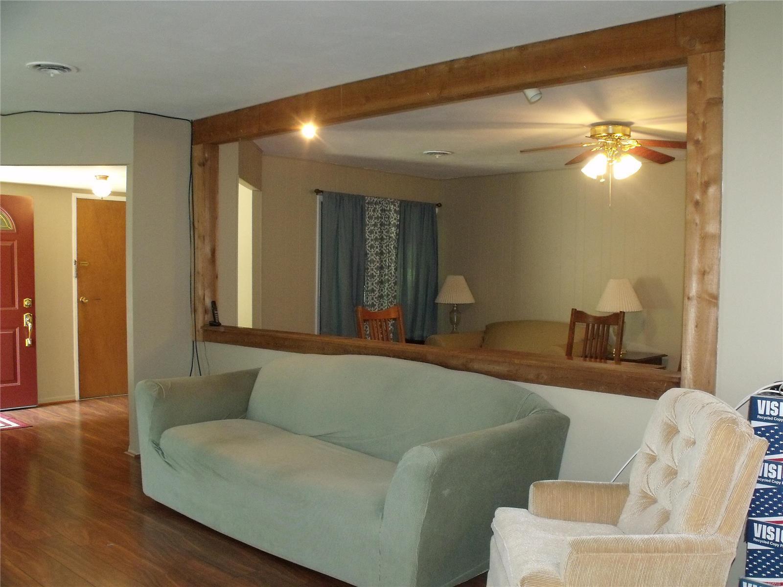 1327 Springfield Drive Belleville, IL 62221 - Photo 7 of 25 Gallery Image 7