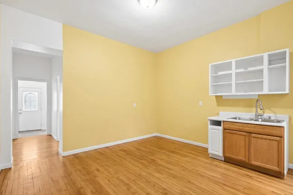 $125,000 | 6149 South Archer Road, Summit, IL 60501