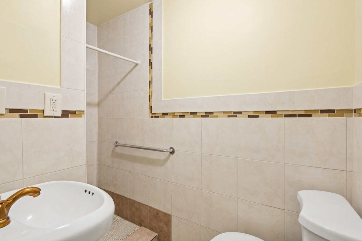 6149 South Archer Road Summit, IL 60501 - Photo 6 of 14