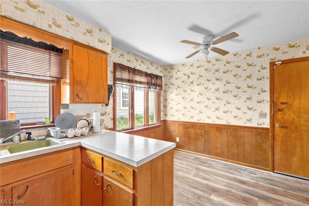 955 Reed Avenue Akron, OH 44306 - Photo 12 of 17 Kitchen