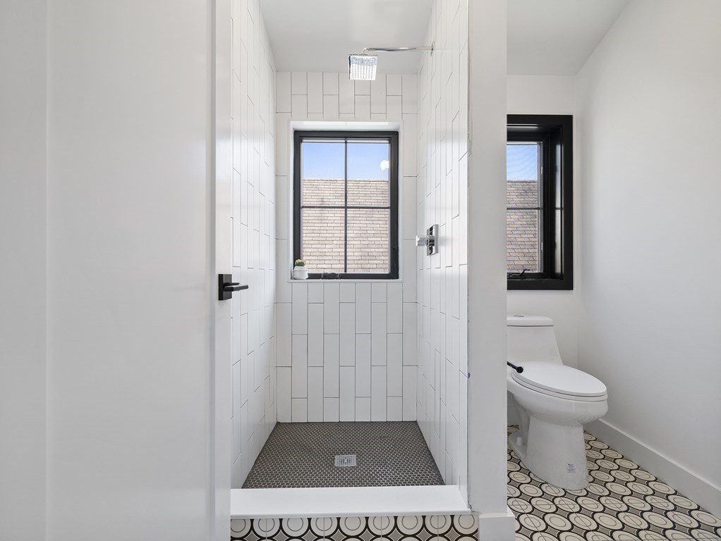 9 B Harrison Road, Unit 9B Somerville, MA 02144 - Photo 12 of 21 a bathroom with a toilet