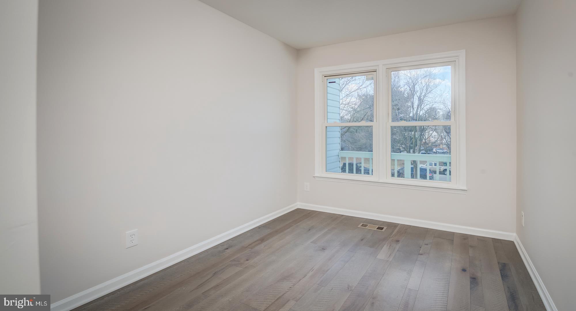 6019 Sunset Ridge Court Centreville, VA 20121 - Photo 21 of 38 Second Bedroom