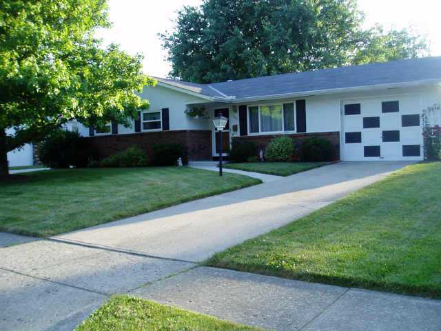 2627 Brownfield Road Columbus, OH 43232 - Photo 1 of 10 Gallery Image 1