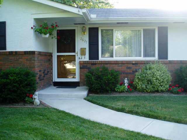 2627 Brownfield Road Columbus, OH 43232 - Photo 2 of 10 Gallery Image 2