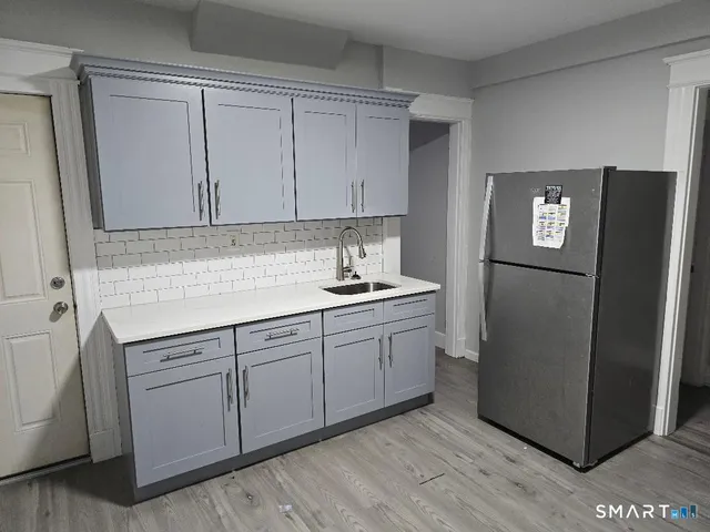 $1,500 | 268 Pine Street, Unit 2, Waterbury, CT 06710