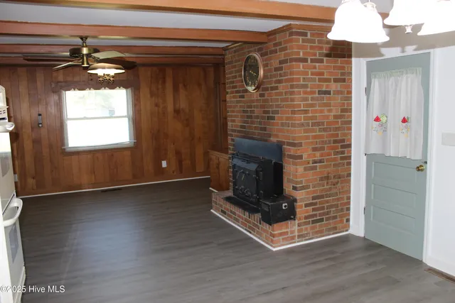 $230,000 | 2715 Highway 64, Plymouth, NC 27962