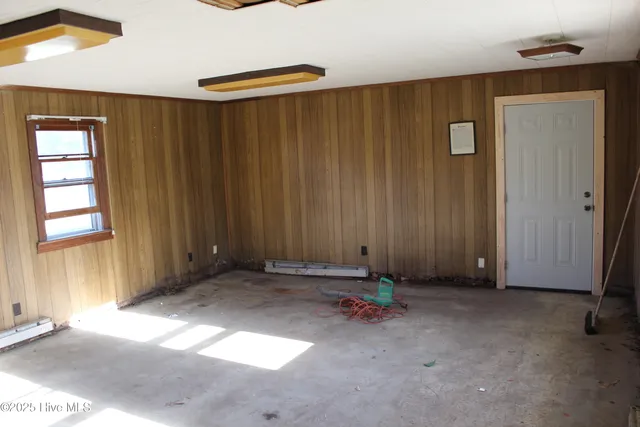 $230,000 | 2715 Highway 64, Plymouth, NC 27962