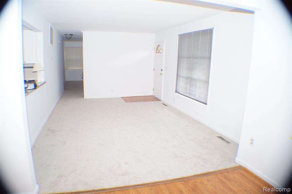 301 Nawakwa Road Rochester Hills, MI 48307 - Photo 13 of 51