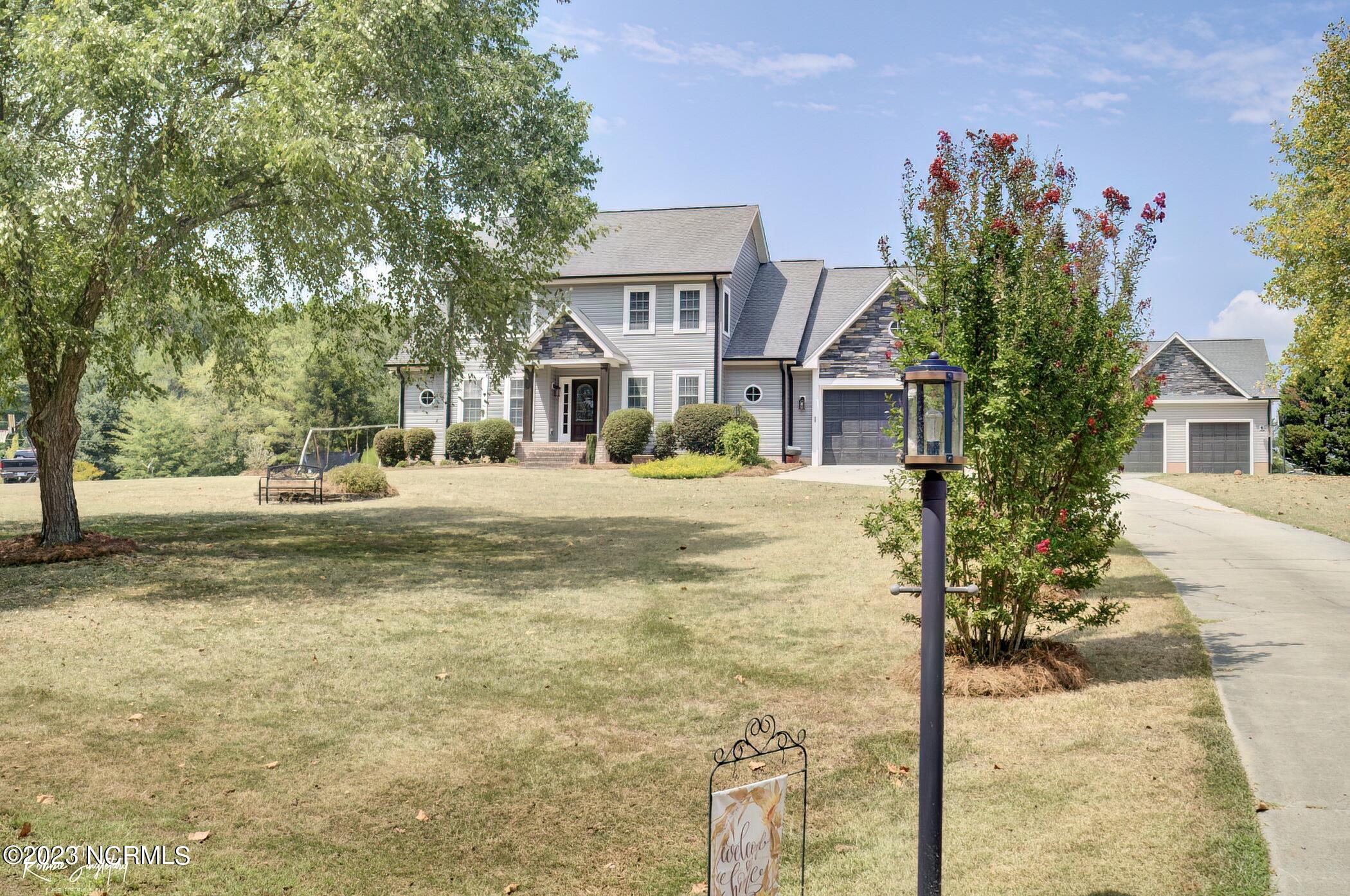 116 Pineview Court Rockingham, NC 28379 - Photo 1 of 70 DSC07962_3_4-DeNoiseAI-low-light