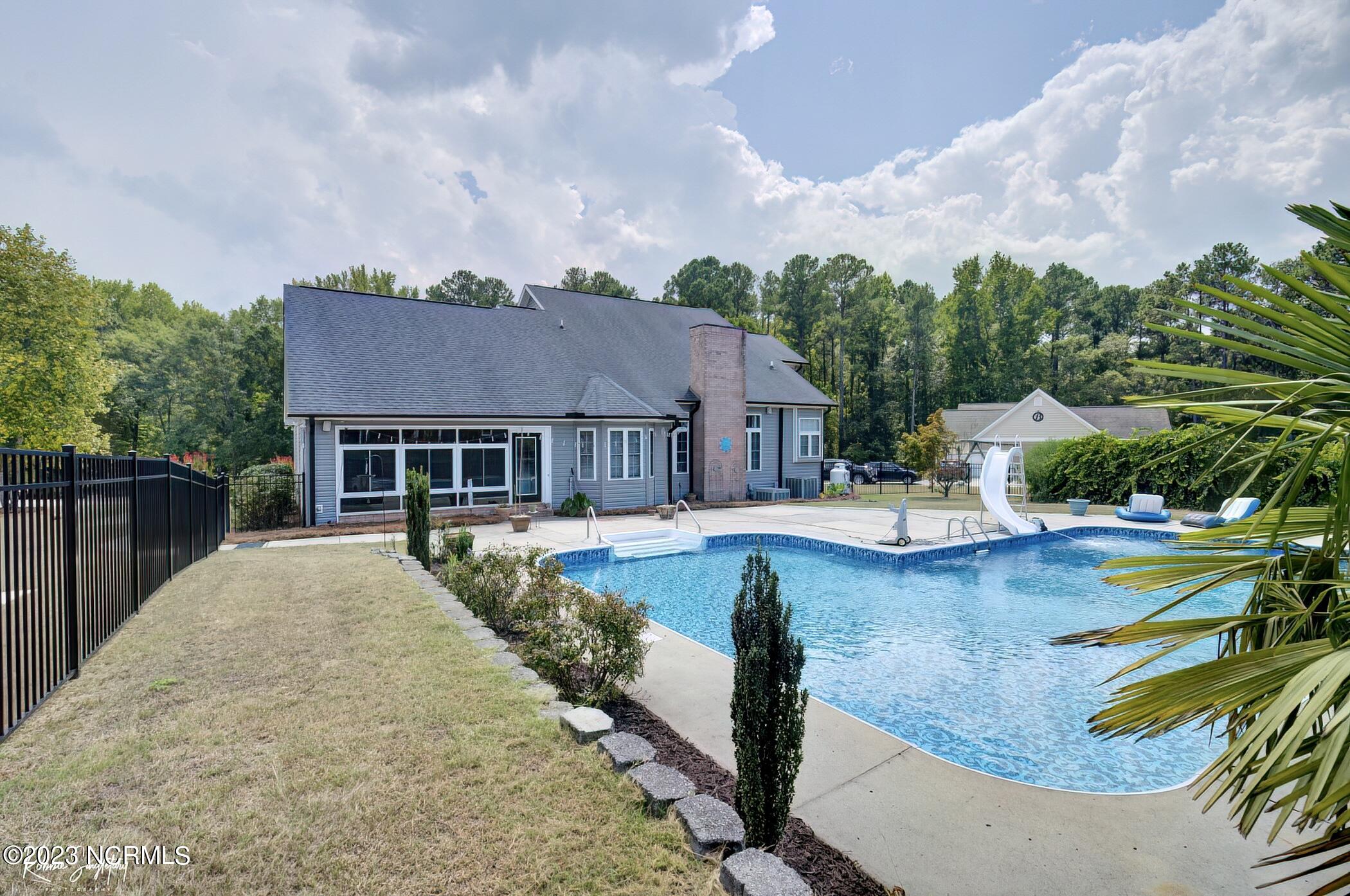 116 Pineview Court Rockingham, NC 28379 - Photo 64 of 70 DSC07983_4_5-DeNoiseAI-low-light