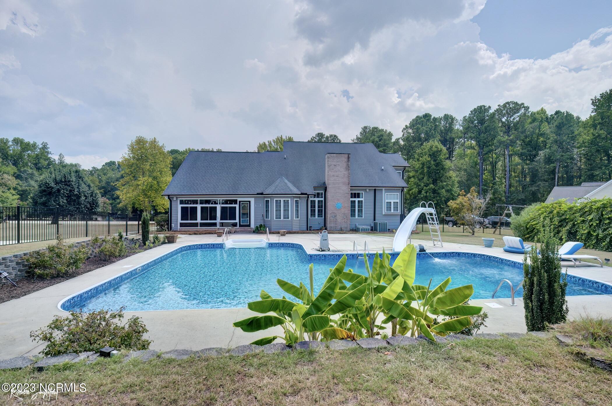 116 Pineview Court Rockingham, NC 28379 - Photo 65 of 70 DSC07986_7_8-DeNoiseAI-low-light