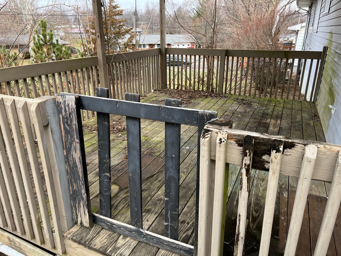 709 Kathleen Drive Normal, IL 61761 - Photo 6 of 32 a view of a balcony with wooden floor
