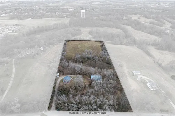 $279,000 | 6501 South 16th Street, St. Joseph, MO 64504