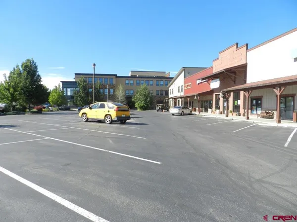 $1,350 | 1414 Hawk Parkway, Unit I2, Montrose, CO 81401