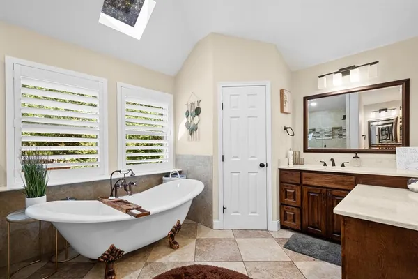 $6,500 | 3621 Welwyn Way Drive, Bedford, TX 76021