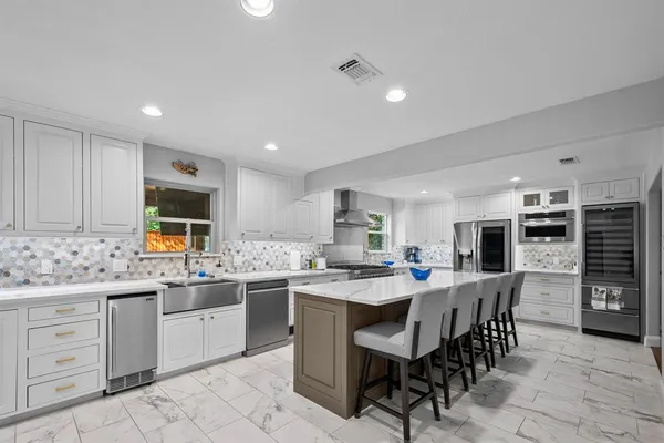 $6,500 | 3621 Welwyn Way Drive, Bedford, TX 76021