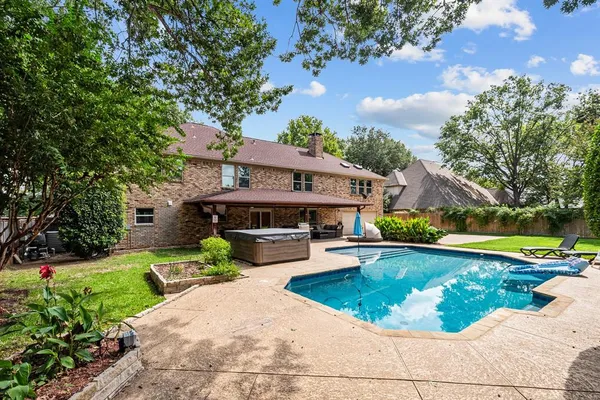 $6,500 | 3621 Welwyn Way Drive, Bedford, TX 76021