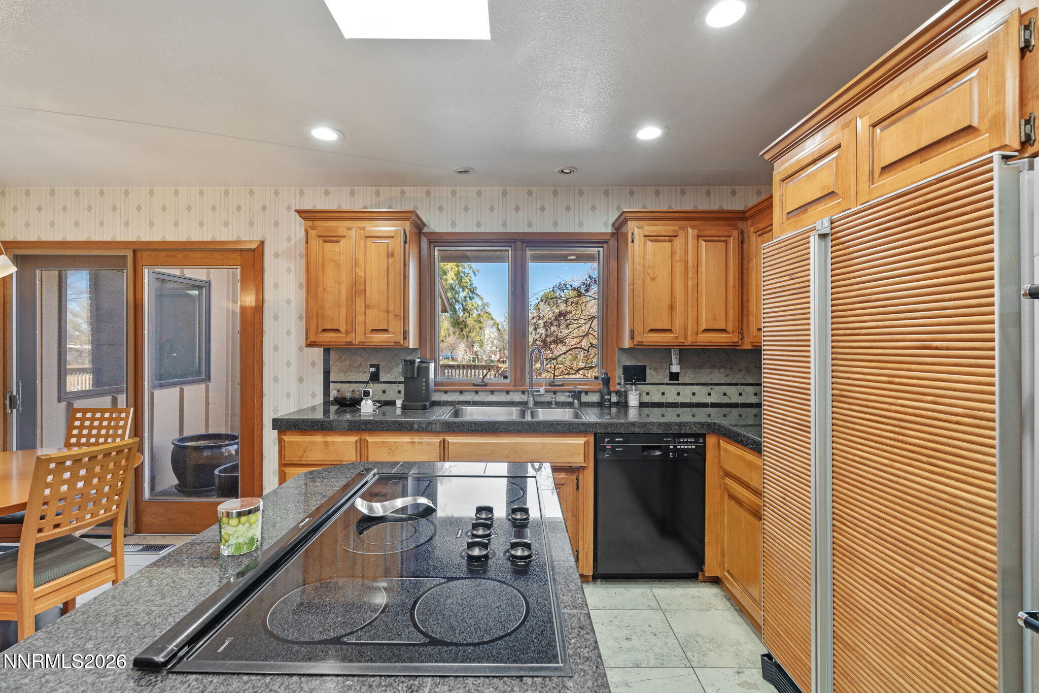 1425 Copper Court Reno, NV 89519 - Photo 11 of 27 24-web-or-mls-DSC02431