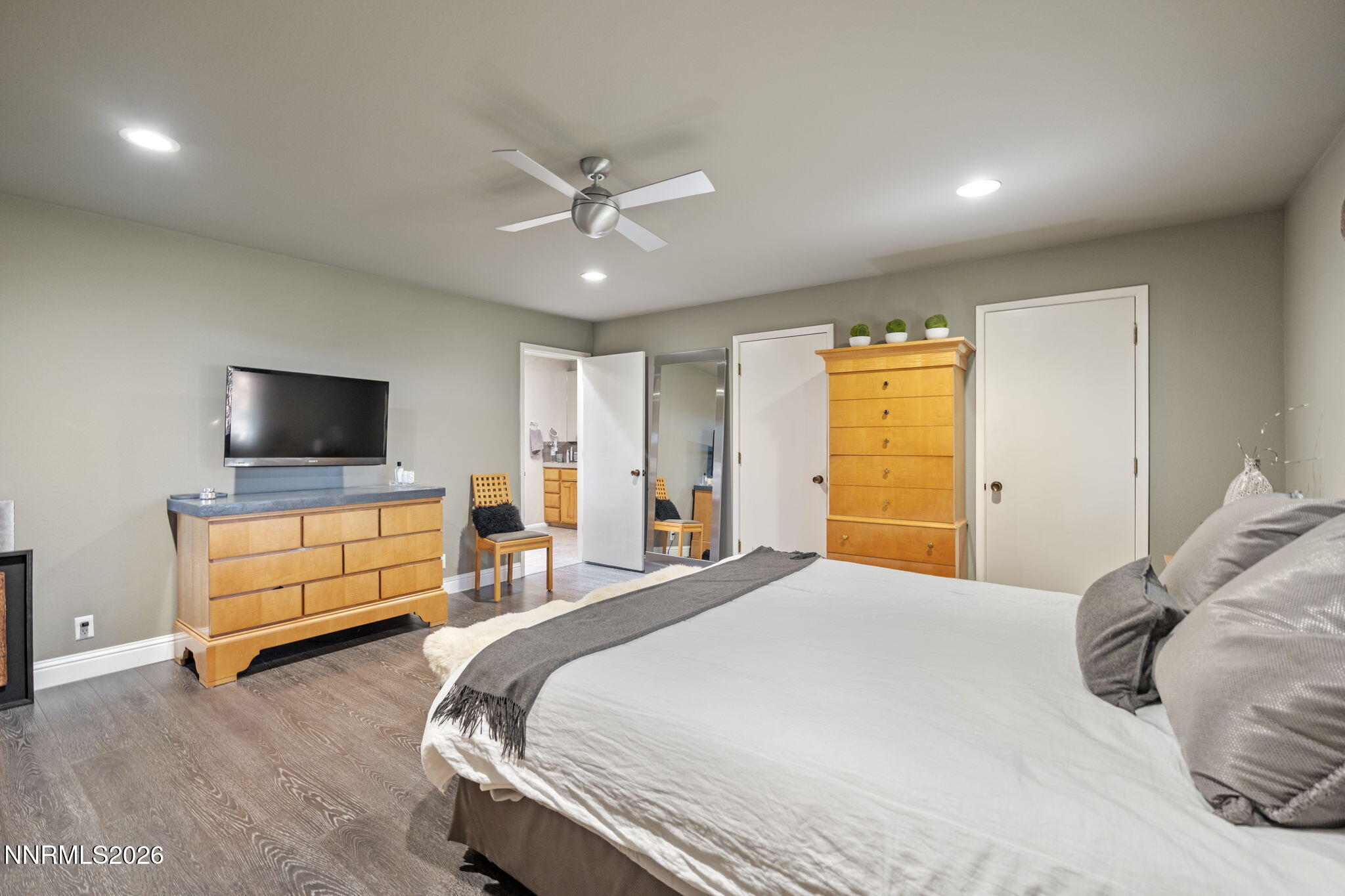 1425 Copper Court Reno, NV 89519 - Photo 13 of 27 26-web-or-mls-DSC02304