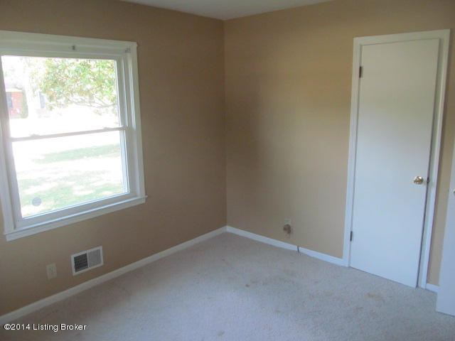 6005 Shadow Run Road Louisville, KY 40219 - Photo 6 of 15 IMG_8364