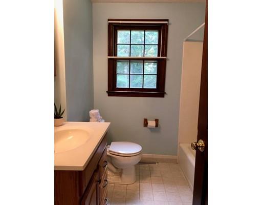 97 Raffaele Road Marlborough, MA 01752 - Photo 10 of 20 Gallery Image 10