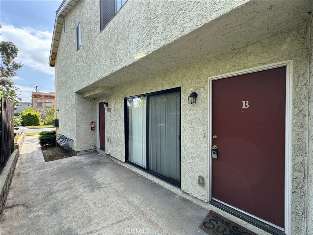 241 South Curtis Ave