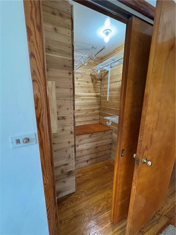 113 Greenhill Drive Butler, PA 16001 - Photo 9 of 19 a bathroom with a shower