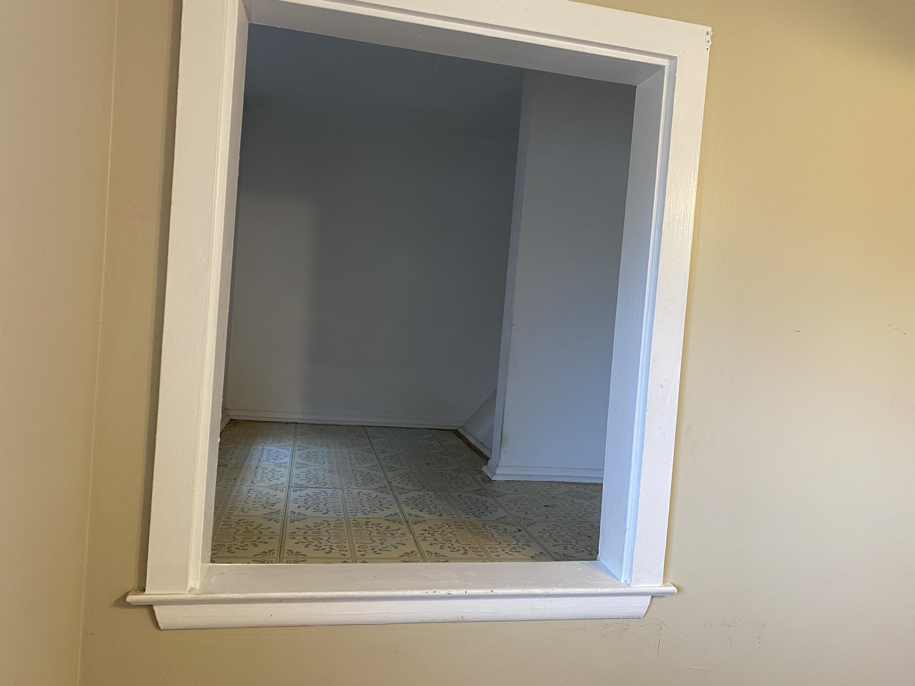 8129 Clippert Street Taylor, MI 48180 - Photo 19 of 23 IMG_1679