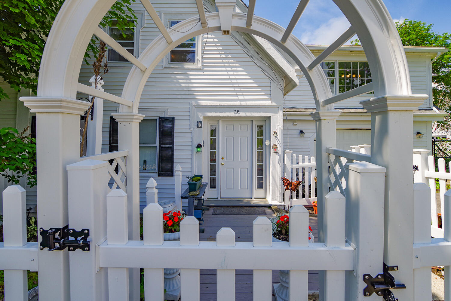 25 Water Street Searsport, ME 04974 - Photo 5 of 39 25 Water St 09 - Copy