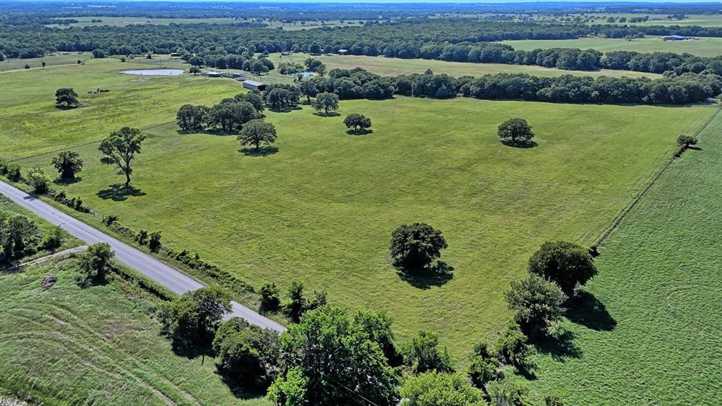 1580 Lama Road Bowie, TX 76230 - Photo 3 of 32