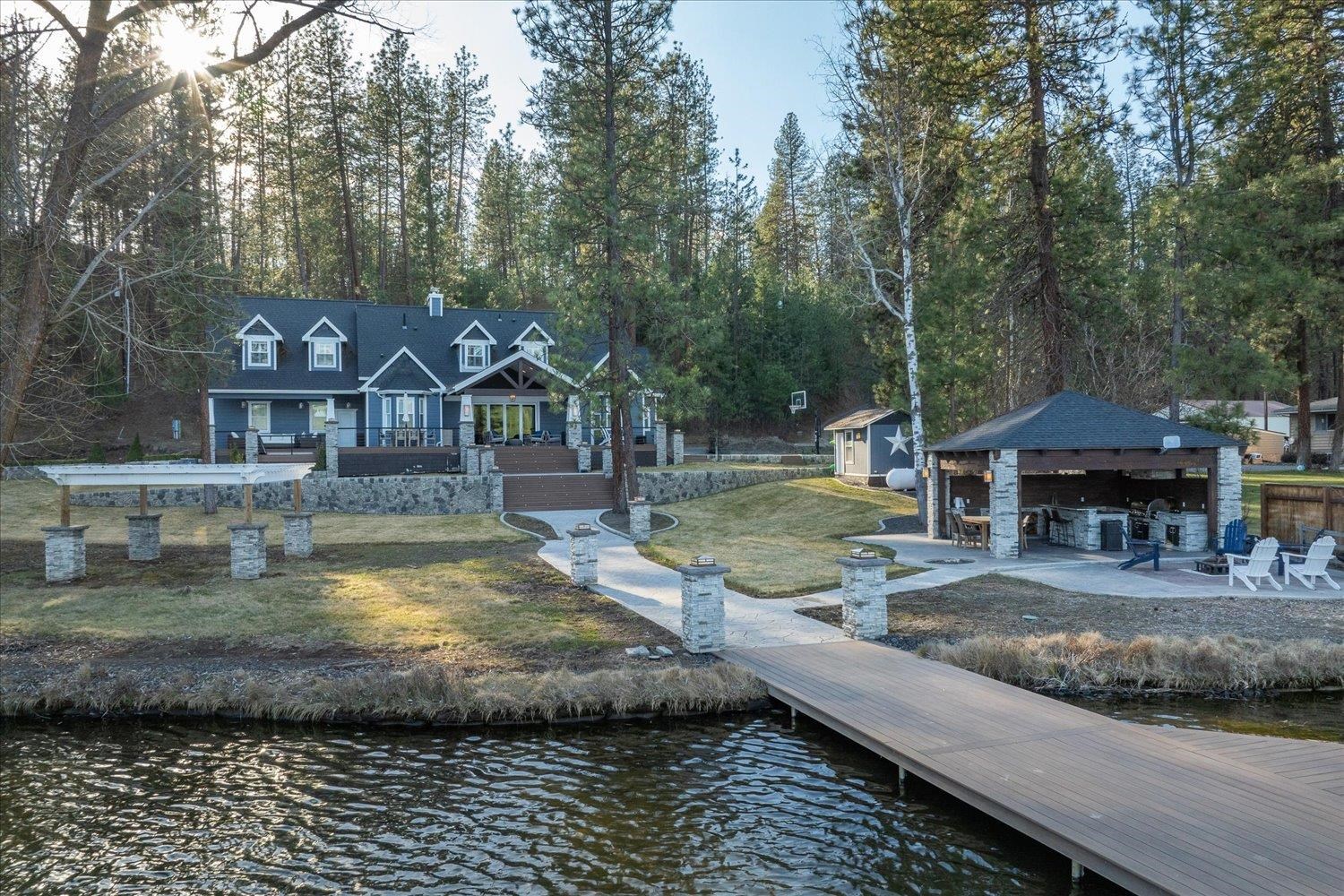 19716 North South Bank Rd