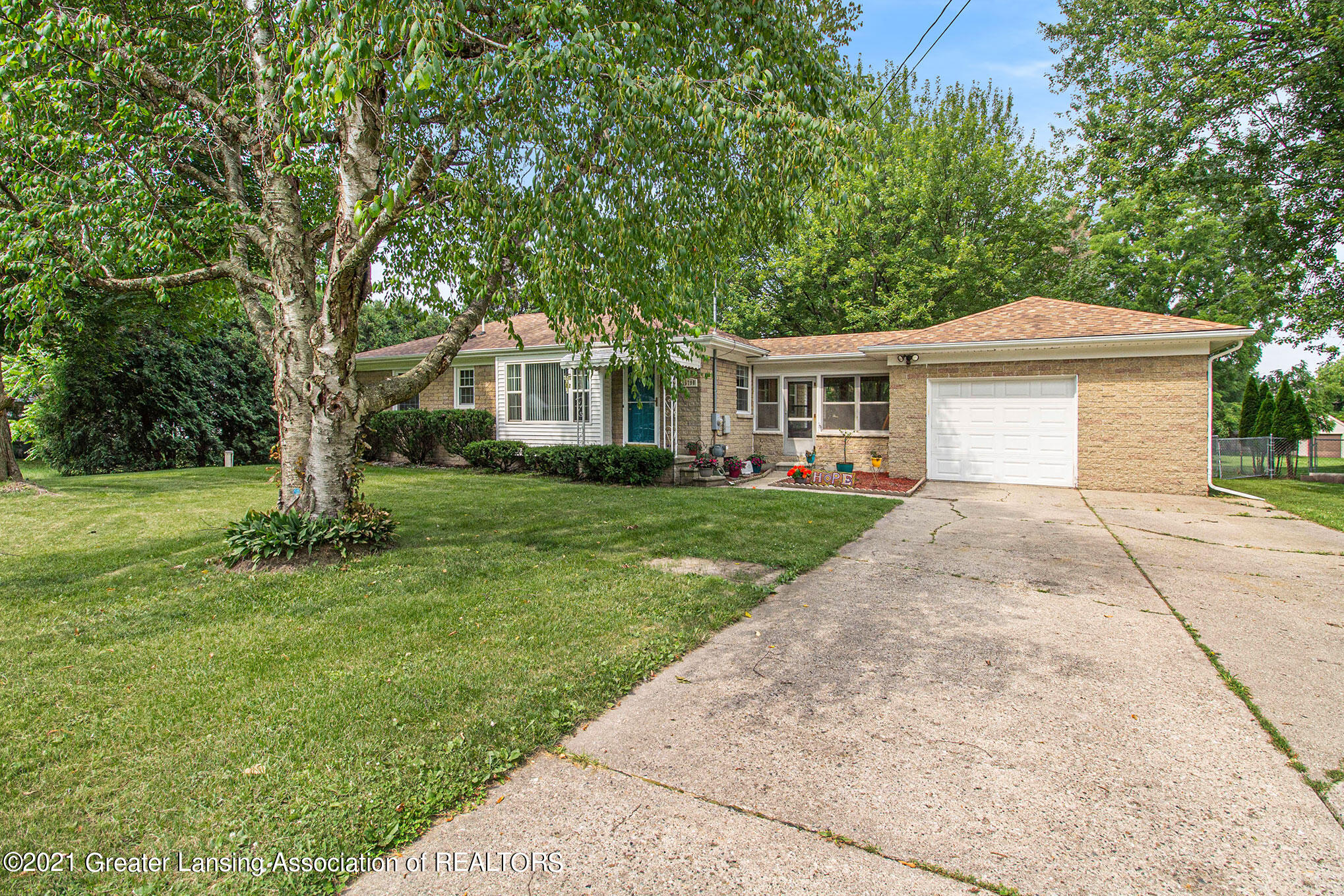 15790 Brook Road Lansing, MI 48906 - Photo 23 of 25 IMG_3539