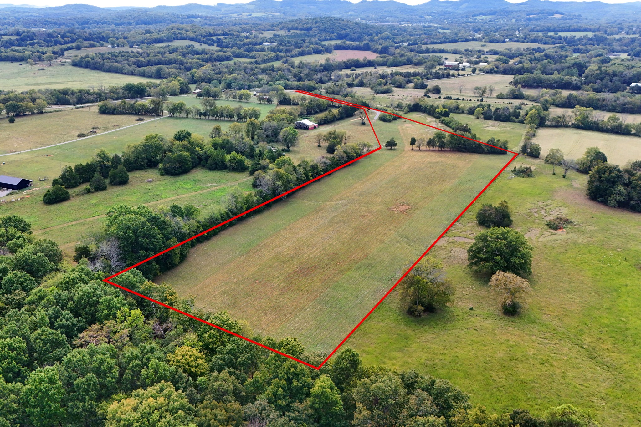 1550 South Commerce Road Watertown, TN 37184 - Photo 8 of 15 Property lines are for illustration purpose only and may not be accurate. Please see official records for actual property lines.