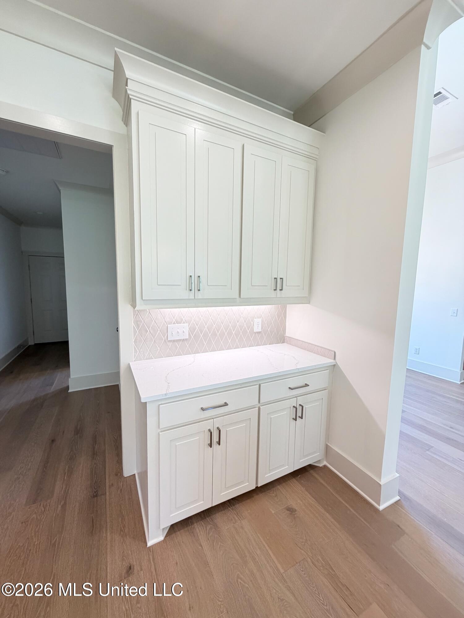 384 Wellstone Place Madison, MS 39110 - Photo 11 of 35 Library - 11 of 36