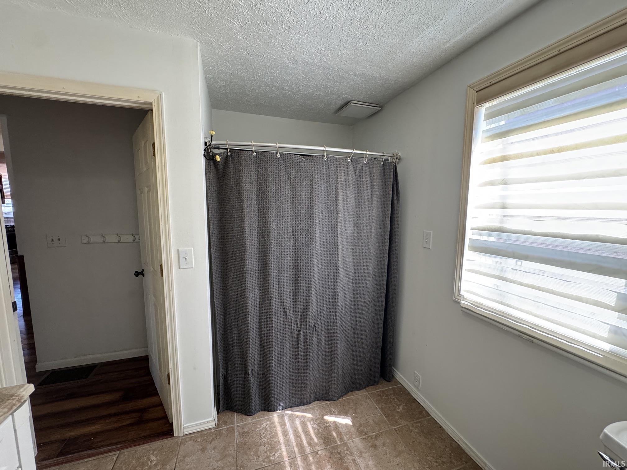 512 East 8th Street Rochester, IN 46975 - Photo 9 of 15
