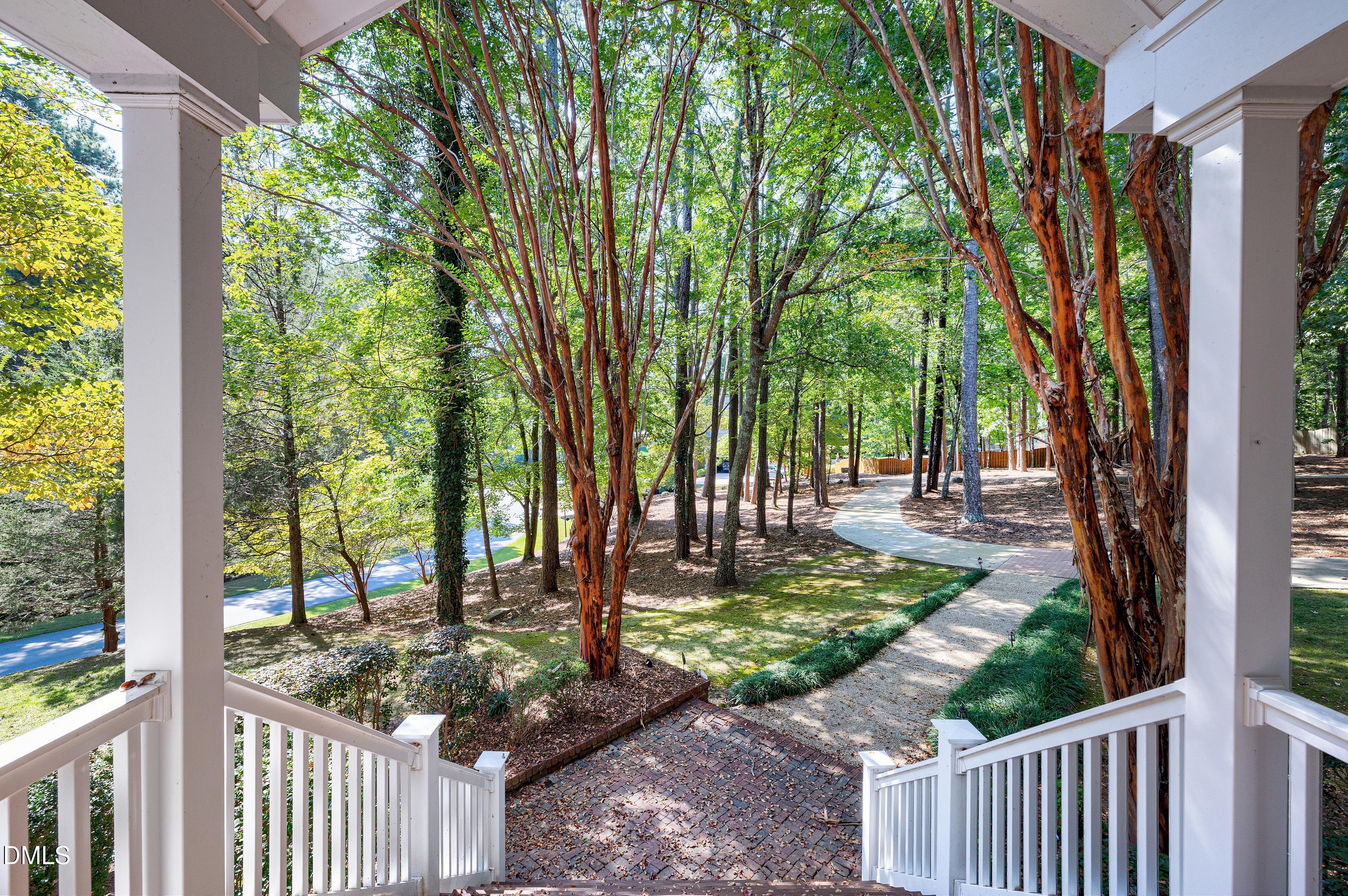 6825 Mactavish Way Raleigh, NC 27613 - Photo 7 of 100 Scene-8