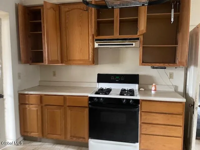 $174,900 | 69 South Main Street, Castleton-on-Hudson, NY 12033