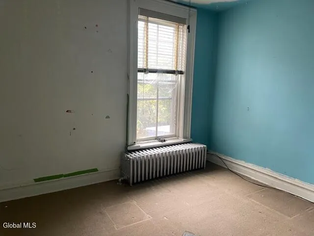 $174,900 | 69 South Main Street, Castleton-on-Hudson, NY 12033