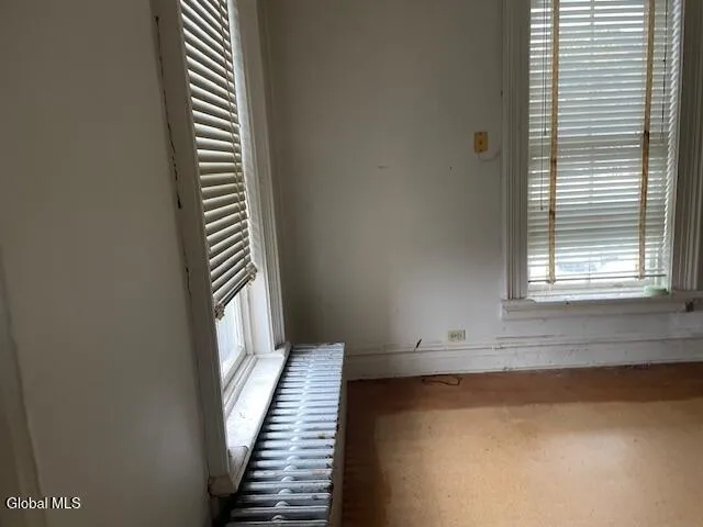 $174,900 | 69 South Main Street, Castleton-on-Hudson, NY 12033