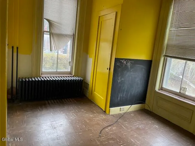 $174,900 | 69 South Main Street, Castleton-on-Hudson, NY 12033