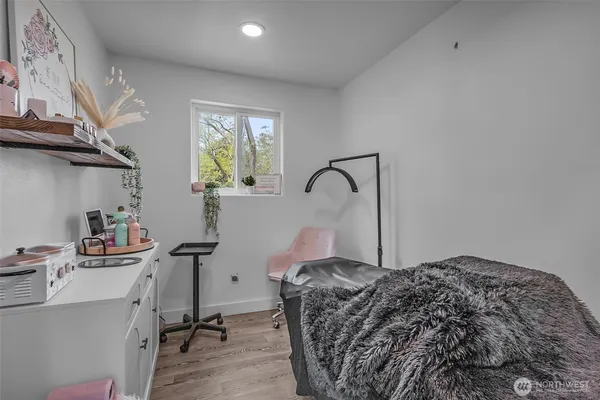 $250,000 | 108 Centre Street South, Rainier, WA 98576