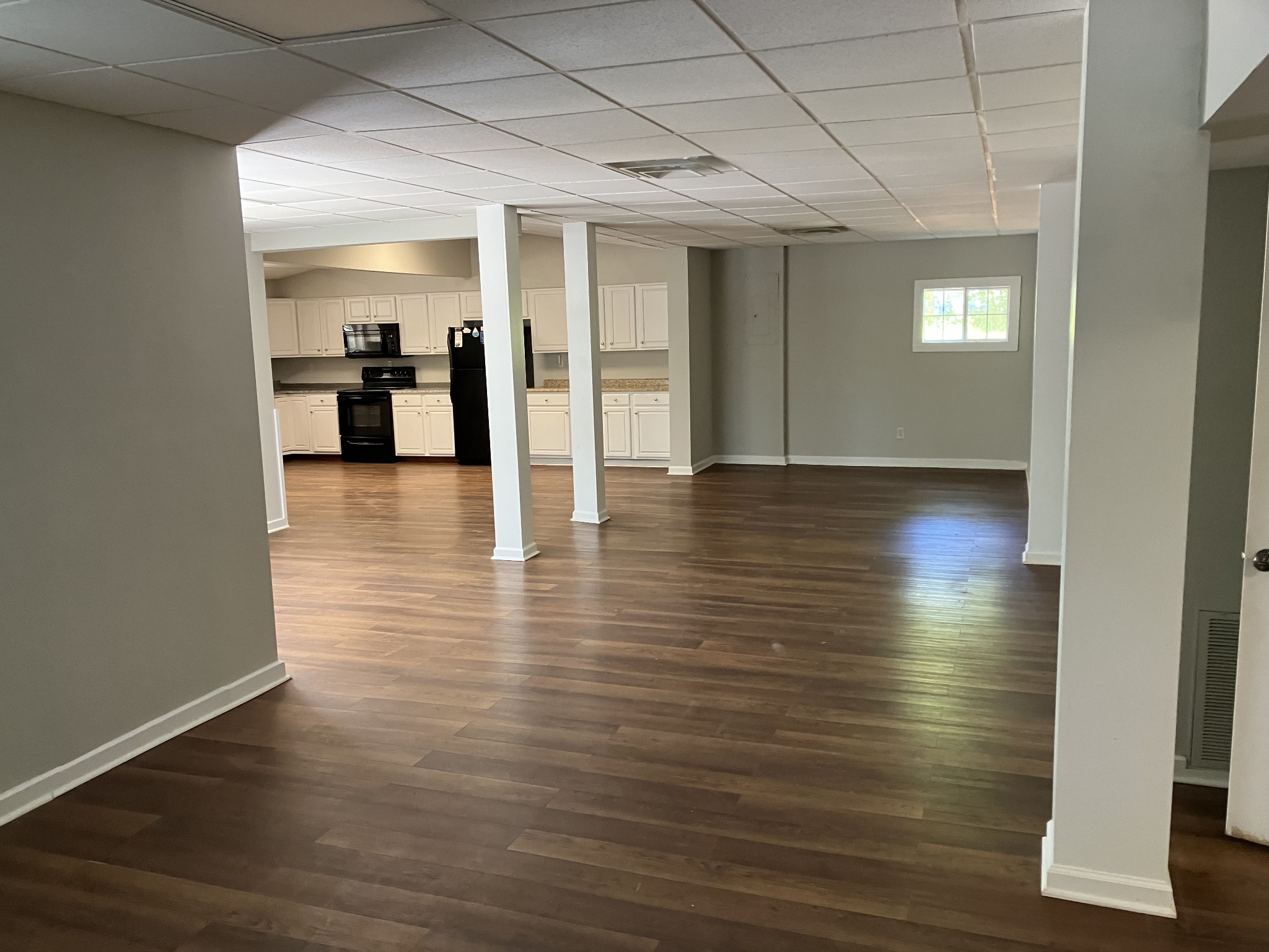 255 S Road Cottontown, TN 37048 - Photo 24 of 35 a view of empty room with wooden floor